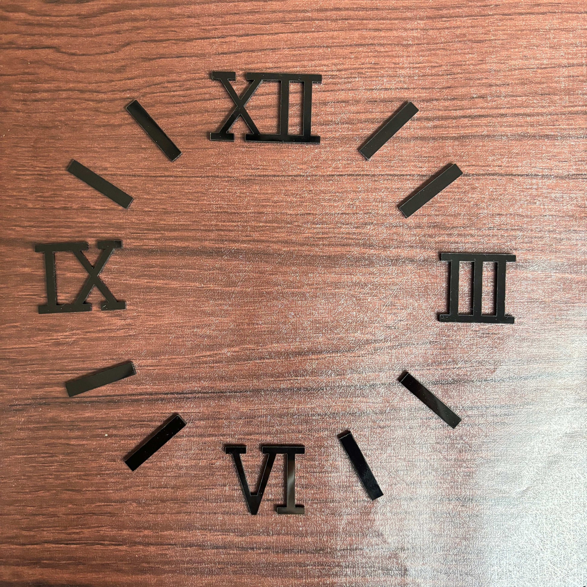 1.5 Inch Roman With Stick Numbers