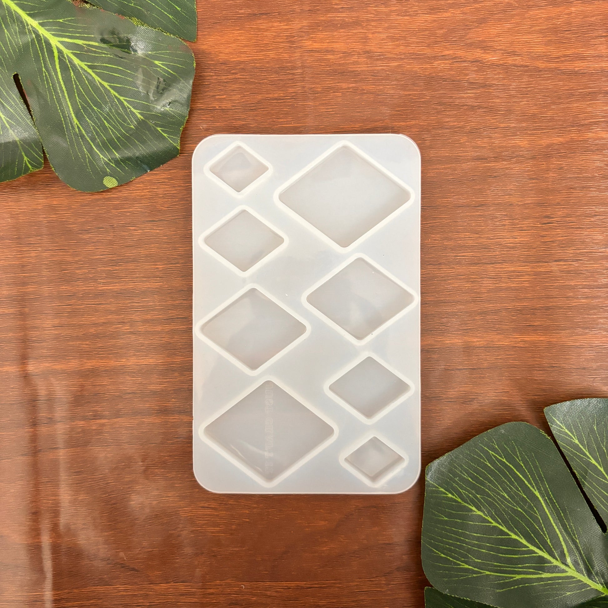 Different Size Of Dimond Shape Mould