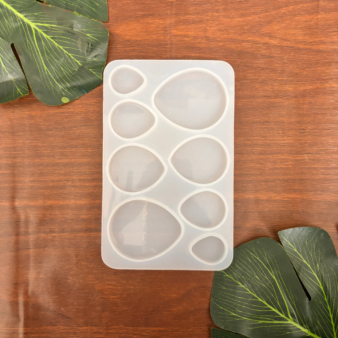 Different Size Of Drop Shape Mould