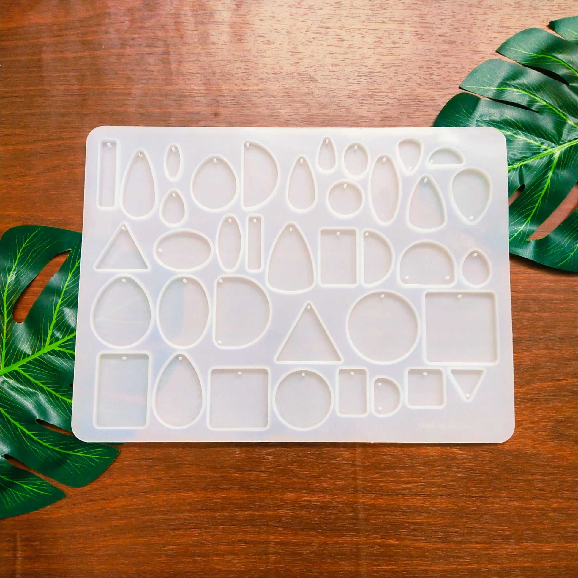 Multi Cavity Keychain And Jewellery Mould